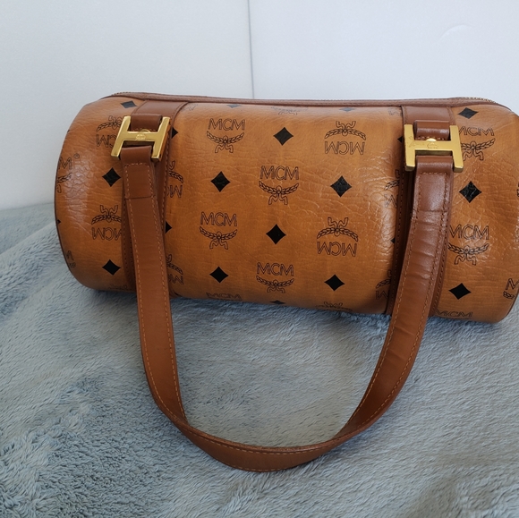 MCM Papilon - Picture 2 of 16